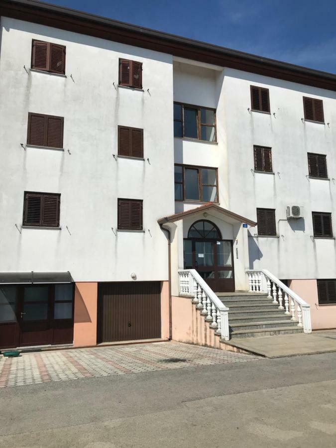 Studio Apartman Lorenzo Umag Exterior foto